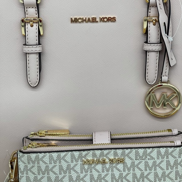 Michael Kors Ciara LG Satchel & Double Zip… - Picture 2 of 15